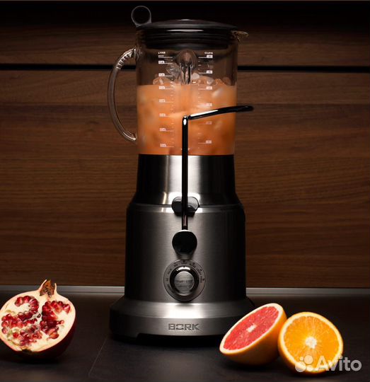 Сокоблендер (соковыжималка блендер 2в1) bork S810