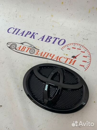 Решетка радиатора TRD Land Cruiser 200 07-15