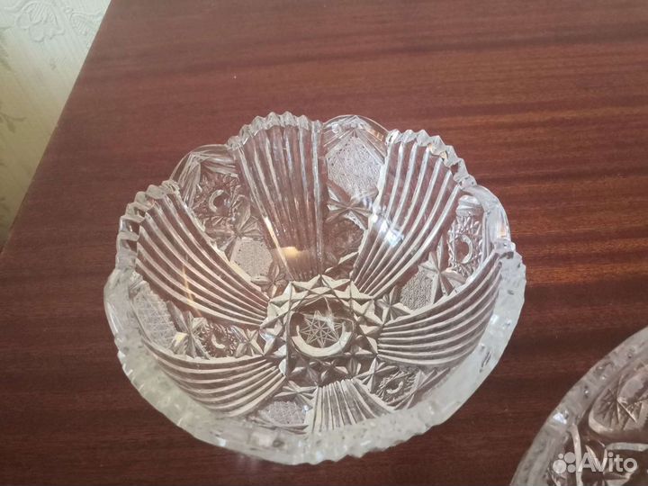 Хрустальная ваза, салатница, бокалы