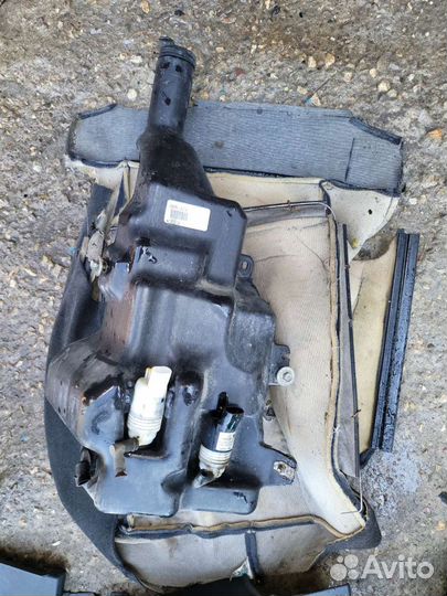 Бочек омывателя на кадиллак cts 2 3.6