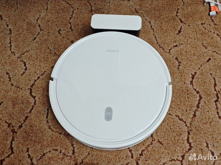 Продам робот-пылесос