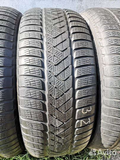 Pirelli Winter Sottozero 3 245/45 R19 102V