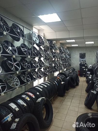 Sailun Ice Blazer WST3 215/45 R17