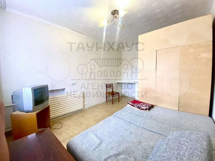 Комната 14 м² в 2-к., 8/9 эт.