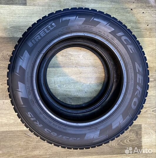 Pirelli Ice Zero 195/65 R15