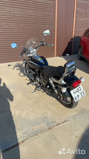 Bajaj Avenger Cruise