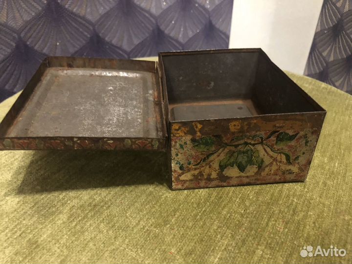 Коробка металлическая СССР