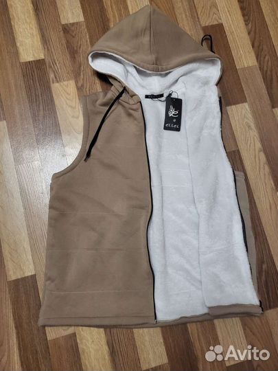 Спортивный костюм женский