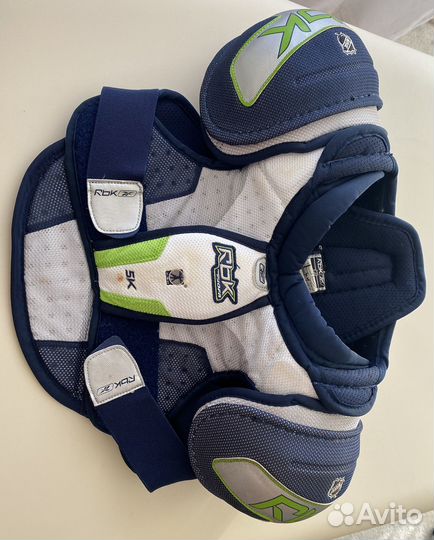 Нагрудник хоккейный