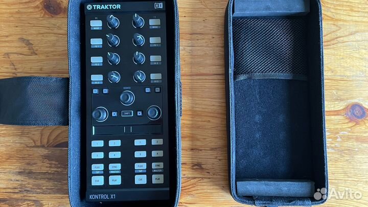 Native Instruments Traktor Kontrol X1 mk2