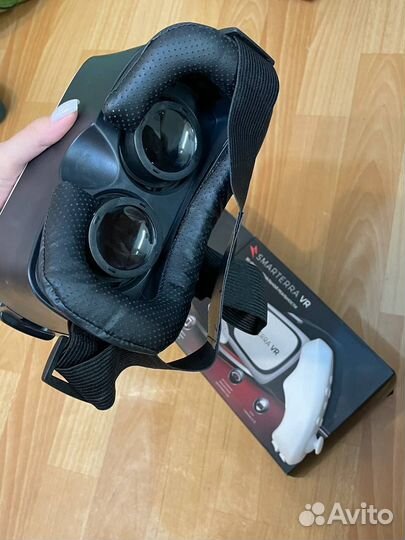 Очки виртуальной реальности для телефона