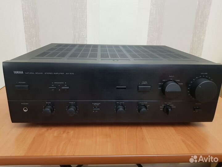 Аудио усилитель Yamaha AX-570
