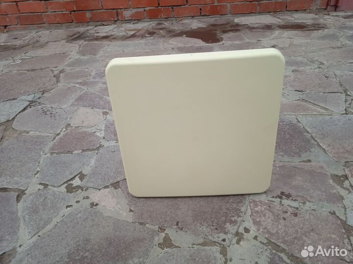Направленная панельная антенна agata-F mimo 2x2