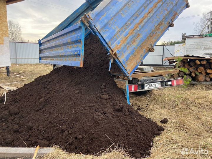 Чернозем на мини самосвале