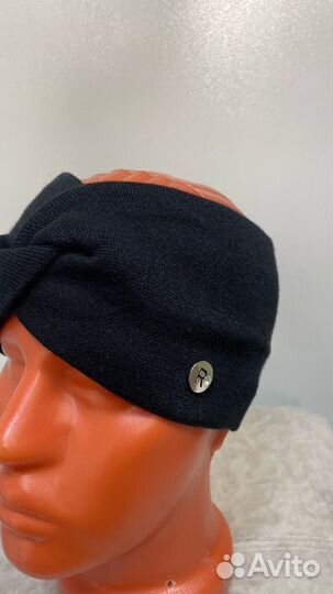 Шапки и наушники для девувек