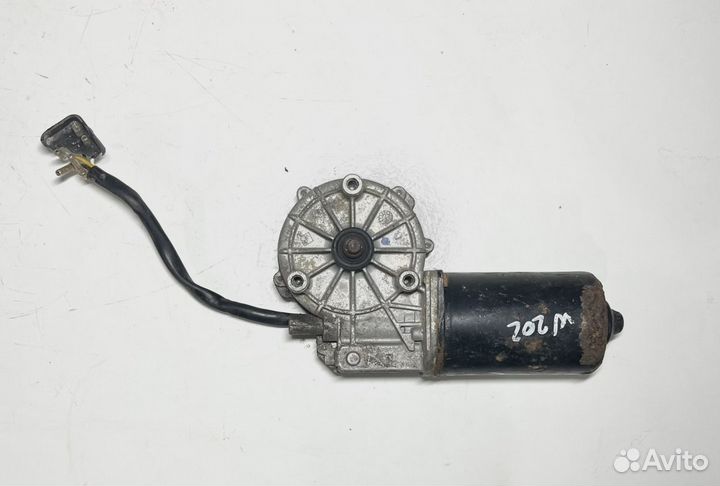 Моторчик стеклоочистителей Mercedes W202