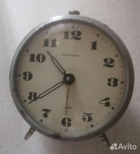 Часы будильник СССР