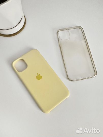 Чехол на iPhone 11