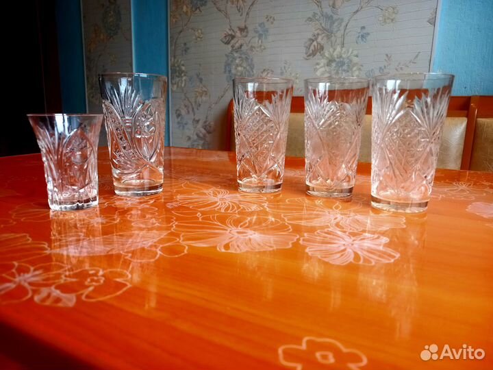 Хрустальные бокалы СССР и стопка