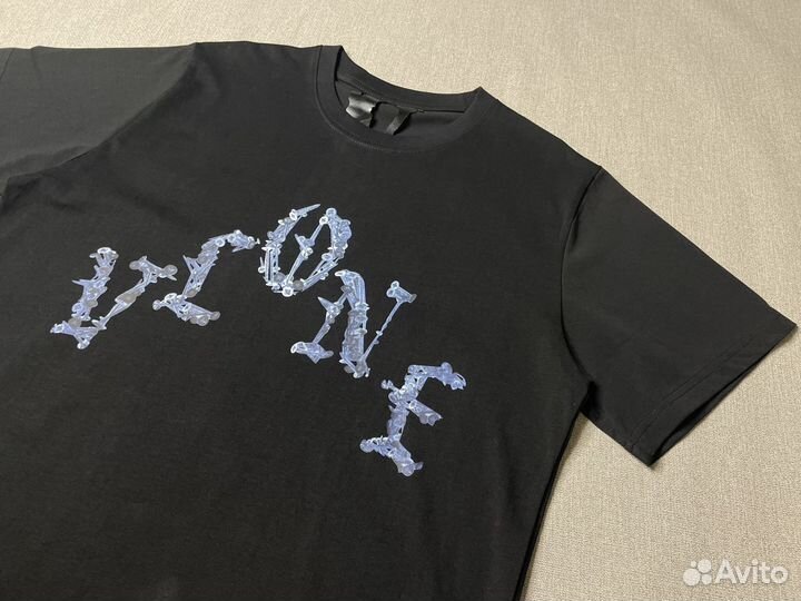 Футболка Vlone Nails