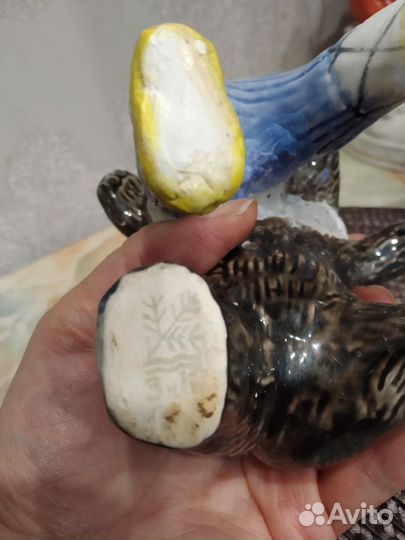 Фарфоровая статуэтка Мужик и медведь