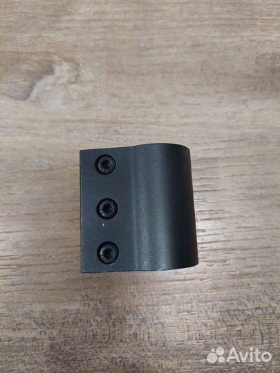 Крепление для подствольного фонаря