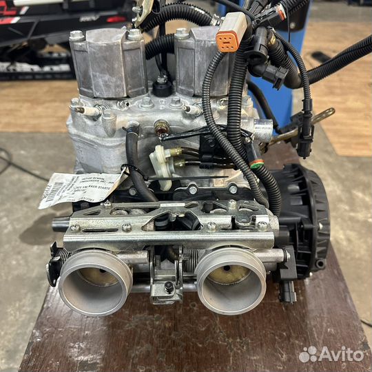 Двигатель BRP 800R e-tec