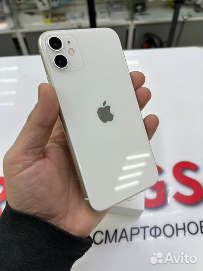 iPhone 11, 64 ГБ
