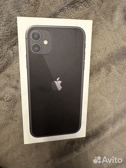 iPhone 11, 64 ГБ