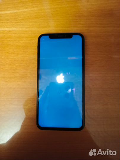 iPhone X, 64 ГБ