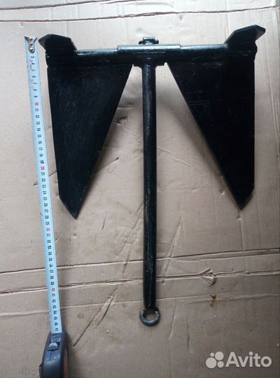 Якорь для лодки