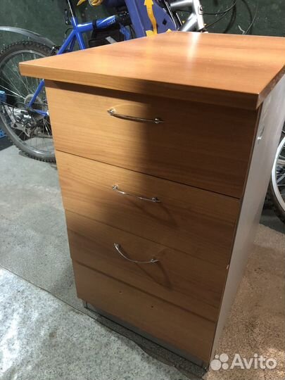 Стол угловой