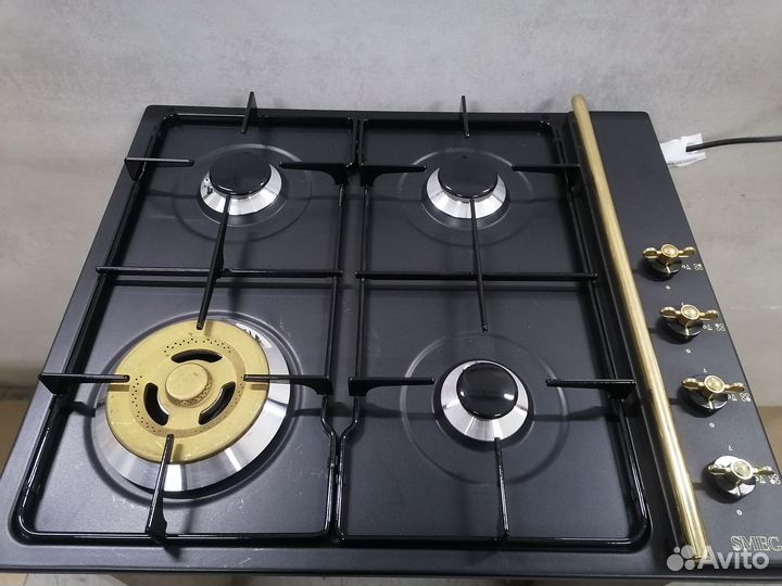 Варочная поверхность Smeg SR804 SEA3 italy Новая