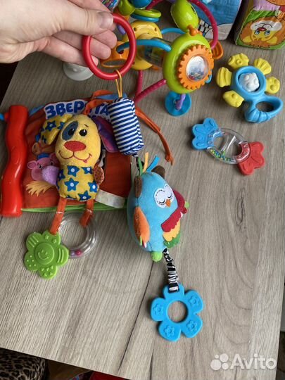 Игрушки детские для малышей пакетом
