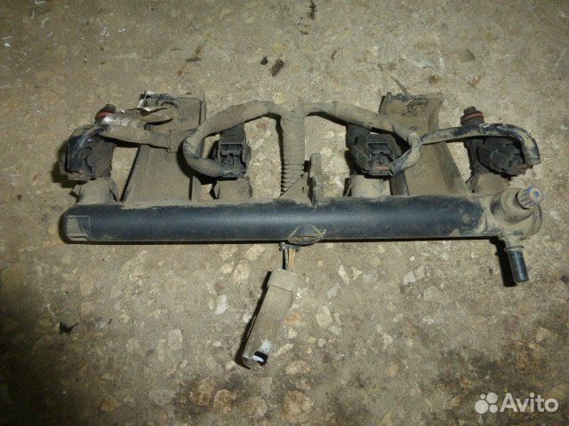 C4 Рампа топливная Citroen