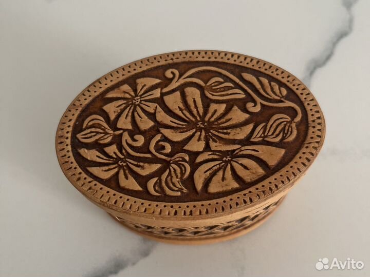 Новая шкатулка из бересты с крышкой