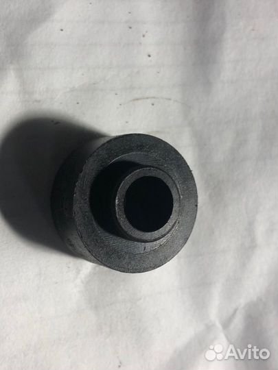 Изолятор кольцо втулка Mitsubishi Lancer 10 седан