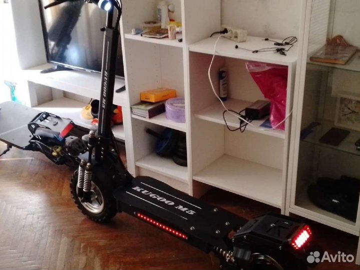 Самокат взрослый электрический бу