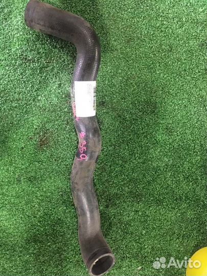 Патрубок радиатора верхний Mercedes-Benz E-Class