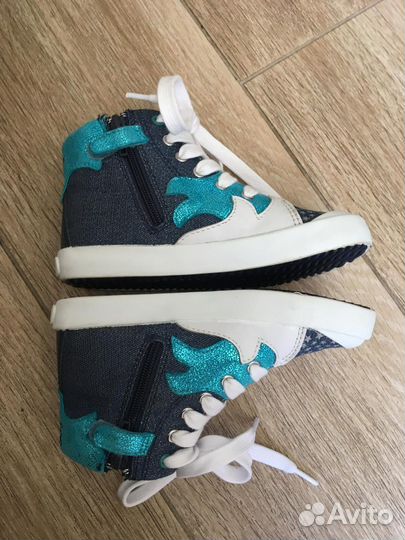 Кеды для девочки geox