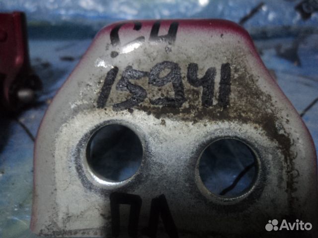 Петля передняя левая Citroen C4 1 Ситроен Ц4 2009