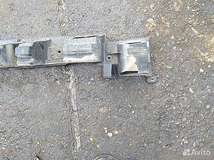 Усилитель бампера задний Peugeot 407 1 DW10bted4