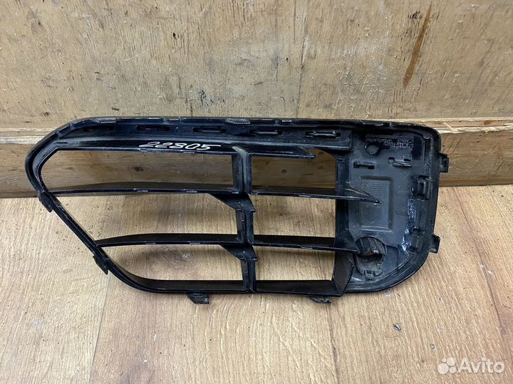 Решётка в бампер правая Bmw X1 F48