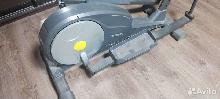 Эллиптический тренажер torneo