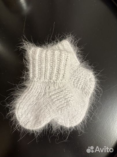 Носочки- пинетки для новорожденного из ангора 80