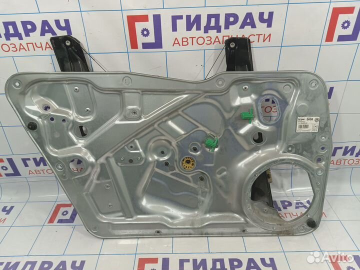 Стеклоподъемник электрический передний левый Volks