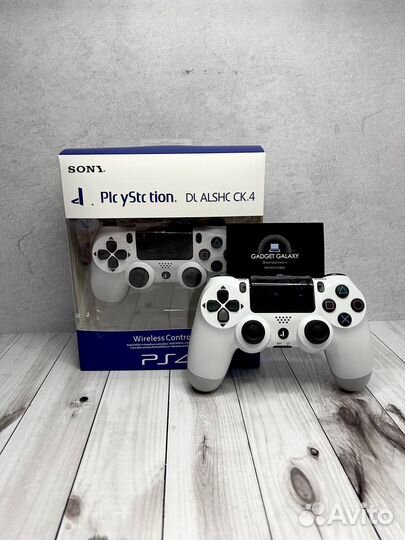 Новый беспроводной геймпад PS4 DualShock 4v2
