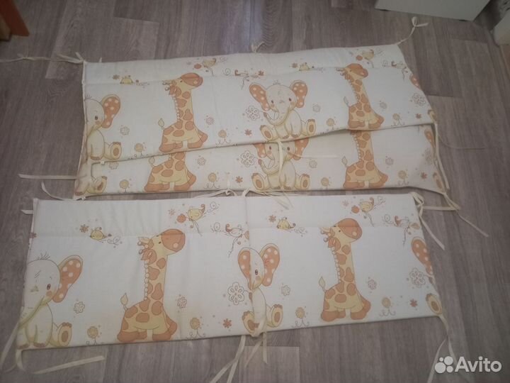 Бортики в кроватку