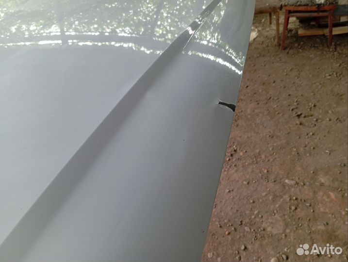 Volkswagen polo капот