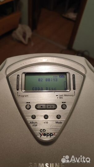 Сд плеер Samsung mcd-sf75